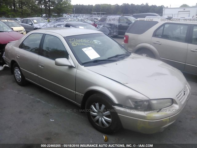 JT2BG22K4W0175528 - 1998 TOYOTA CAMRY CE/LE/XLE 棕色 照片 1