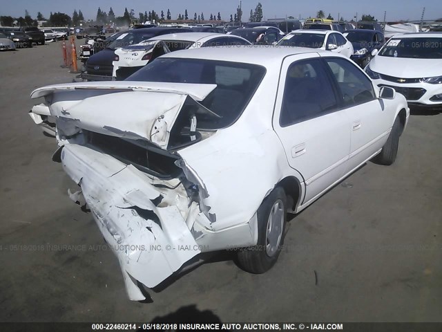 4T1BG22K4XU908657 - 1999 TOYOTA CAMRY CE/LE/XLE 白色 照片 4