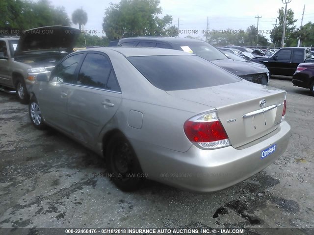 4T1BE32K05U624192 - 2005 TOYOTA CAMRY LE/XLE/SE 金色 照片 3