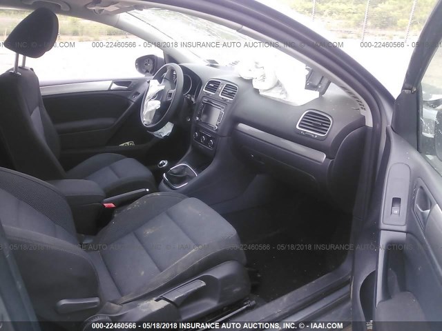 WVWAB7AJ7CW013702 - 2012 VOLKSWAGEN GOLF GRAY photo 5