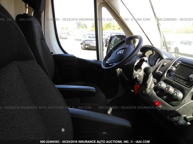 3C6TRVAGXGE104127 - 2016 RAM PROMASTER 1500 1500 STANDARD WHITE photo 5