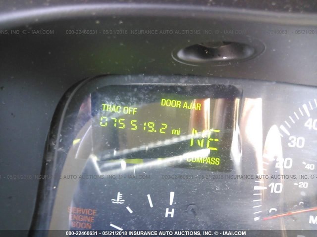 1LNHM81W41Y676247 - 2001 LINCOLN TOWN CAR EXECUTIVE Зеленый фото 7