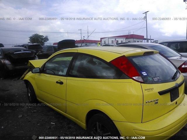 3FAFP31N45R146299 - 2005 FORD FOCUS ZX3 YELLOW photo 3