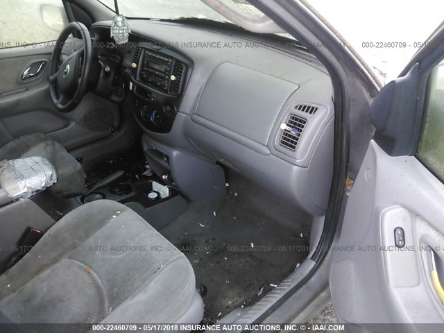 4F2YU09122KM56446 - 2002 MAZDA TRIBUTE LX/ES ნაცრისფერი ფოტო 5