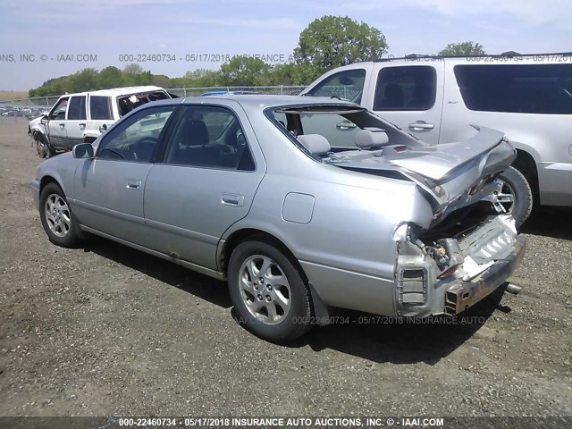 JT2BG22K1Y0493304 - 2000 TOYOTA CAMRY CE/LE/XLE 银色 照片 3