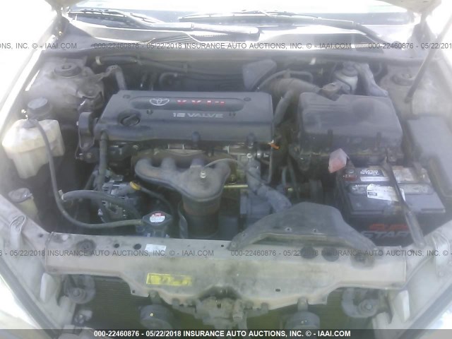 4T1BE32KX4U821756 - 2004 TOYOTA CAMRY LE/XLE/SE თაფლისფერი ფოტო 10