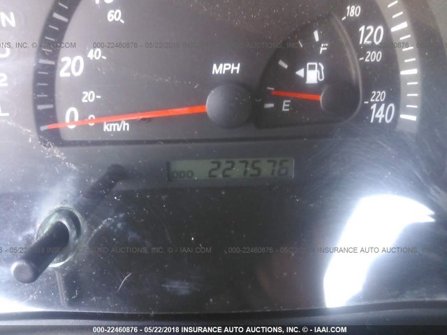 4T1BE32KX4U821756 - 2004 TOYOTA CAMRY LE/XLE/SE თაფლისფერი ფოტო 7