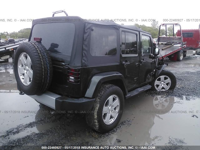 1J4HA5H19BL598675 - 2011 JEEP WRANGLER UNLIMITE SAHARA GREEN photo 4