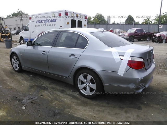 WBANF73587CY17890 - 2007 BMW 530 XI GRAY photo 3