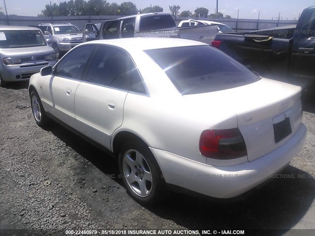 WAUDD68D4WA022387 - 1998 AUDI A4 2.8 WHITE photo 3