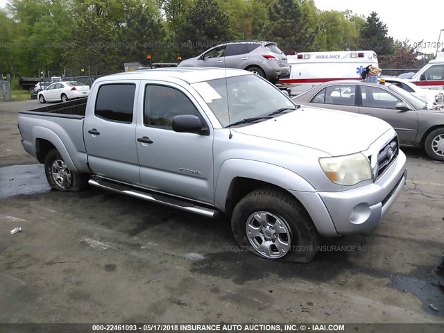 5TEMU52N06Z155944 - 2006 TOYOTA TACOMA DOUBLE CAB LONG BED SILVER photo 1