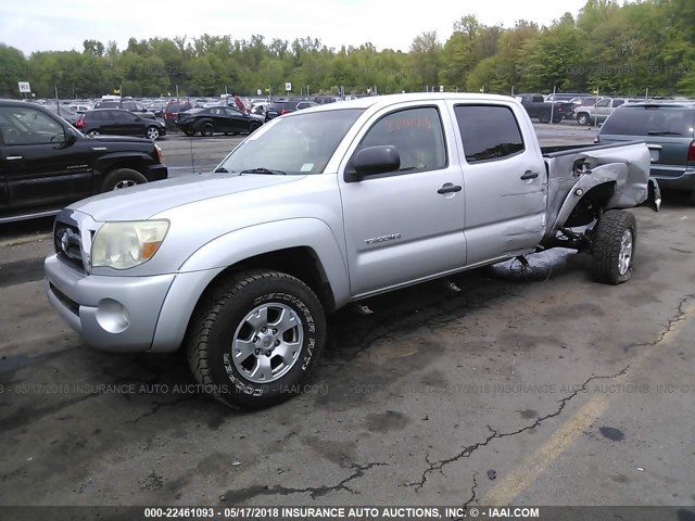 5TEMU52N06Z155944 - 2006 TOYOTA TACOMA DOUBLE CAB LONG BED SILVER photo 2