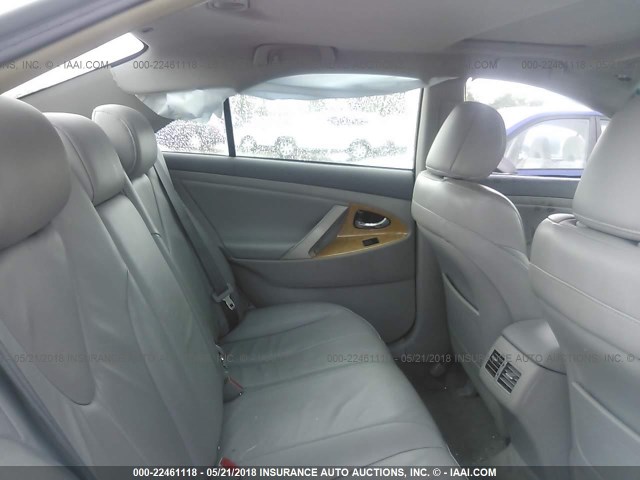 4T1BK46K17U556111 - 2007 TOYOTA CAMRY NEW GENERAT LE/XLE/SE SILVER photo 8