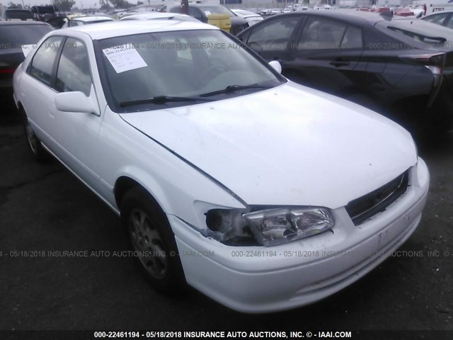 4T1BG22K21U857666 - 2001 TOYOTA CAMRY CE/LE/XLE თეთრი ფოტო 1