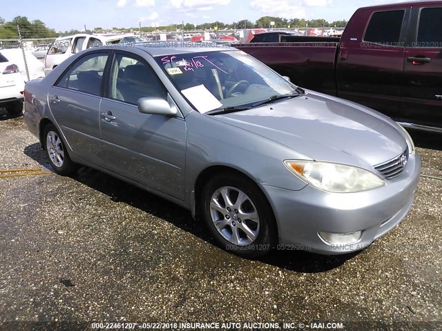4T1BF32K86U627470 - 2006 TOYOTA CAMRY LE/XLE/SE ნაცრისფერი ფოტო 1