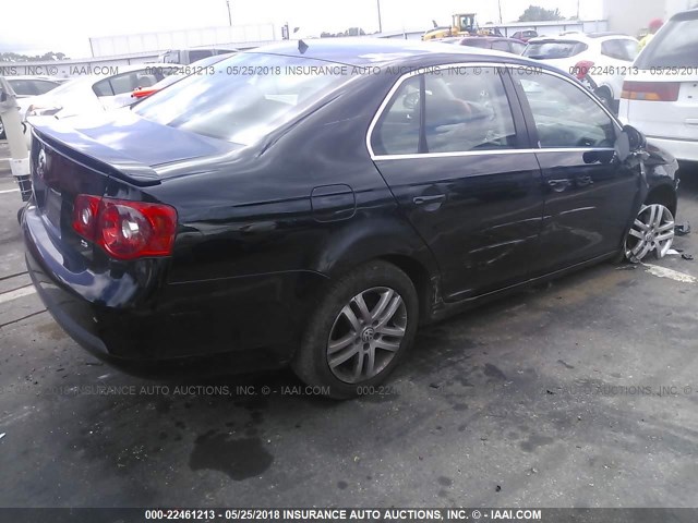 3VWEF71K77M138216 - 2007 VOLKSWAGEN JETTA WOLFSBURG 黑色 照片 4