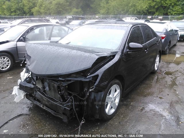 4T1BF1FK5CU179358 - 2012 TOYOTA CAMRY SE/LE/XLE BLACK photo 2