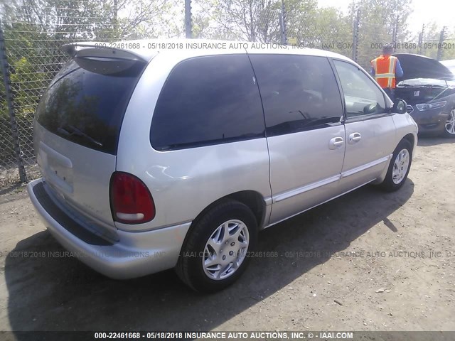 2B4GP45G7YR776373 - 2000 DODGE CARAVAN SE/SPORT SILVER photo 4