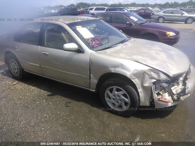 JN1CA21D4VT849340 - 1997 NISSAN MAXIMA GLE/GXE/SE GOLD photo 1