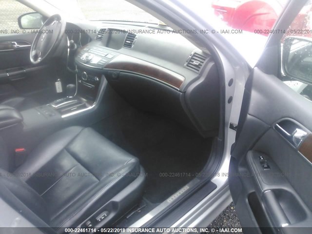 JN1CY0AR5AM961211 - 2010 INFINITI M35 SPORT SILVER photo 5