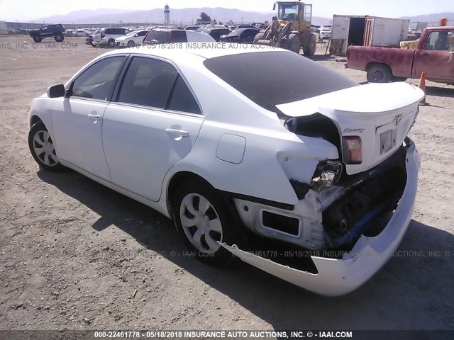 4T1BE46K27U587665 - 2007 TOYOTA CAMRY NEW GENERAT CE/LE/XLE/SE WHITE photo 3