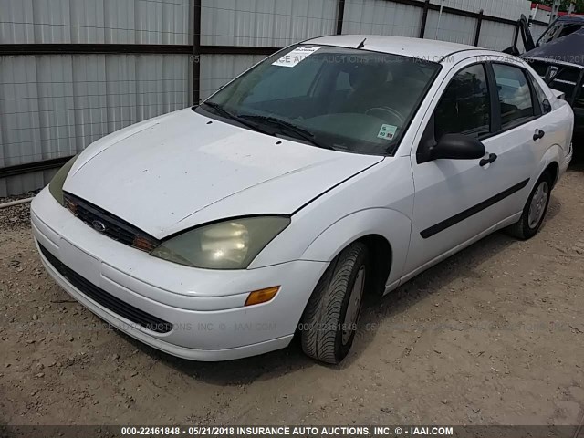 1FAFP33P23W339558 - 2003 FORD FOCUS LX WHITE photo 2