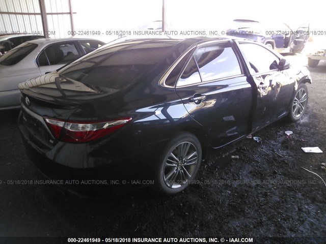 4T1BF1FKXGU592480 - 2016 TOYOTA CAMRY LE/XLE/SE/XSE Dark Blue photo 4