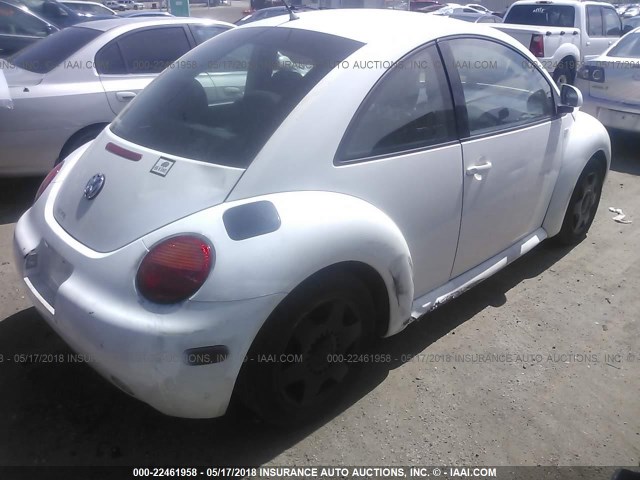 3VWCC21C8XM408064 - 1999 VOLKSWAGEN NEW BEETLE GLS WHITE photo 4