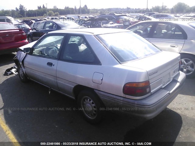 1FASP10JXTW180257 - 1996 FORD ESCORT SILVER photo 3