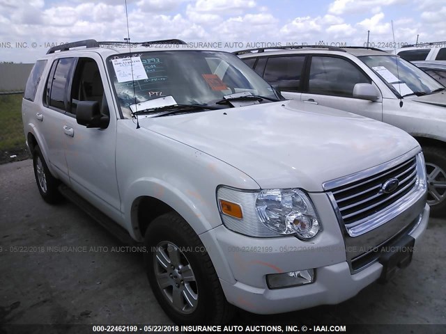 1FMEU63E39UA21205 - 2009 FORD EXPLORER XLT WHITE photo 1