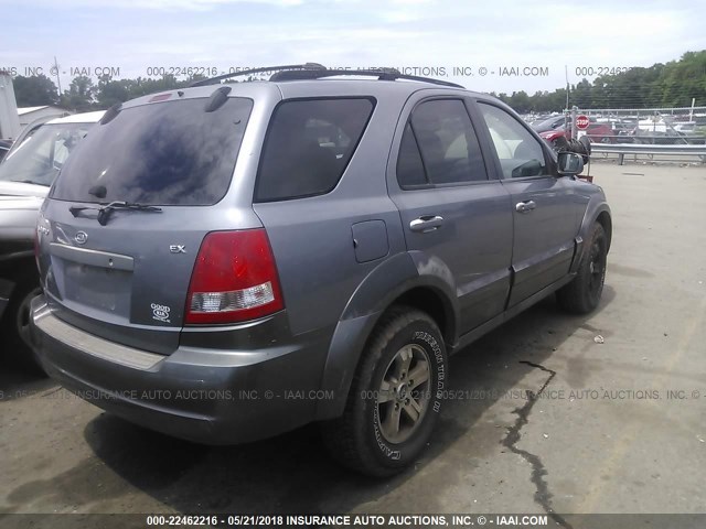 KNDJD733535063304 - 2003 KIA SORENTO EX/LX GRAY photo 4