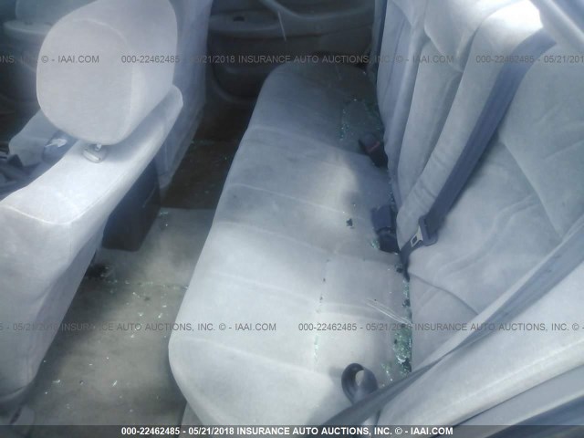 JT2BG28K8W0181985 - 1998 TOYOTA CAMRY LE/XLE Silber Foto 8