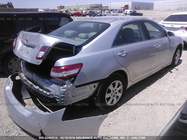 4T4BF3EK5BR193732 - 2011 TOYOTA CAMRY SE/LE/XLE SILVER photo 4