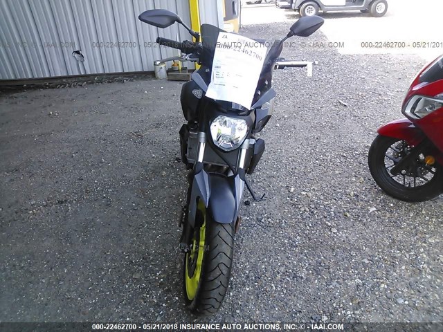 JYARM06E3GA010021 - 2016 YAMAHA FZ07 GRAY photo 5