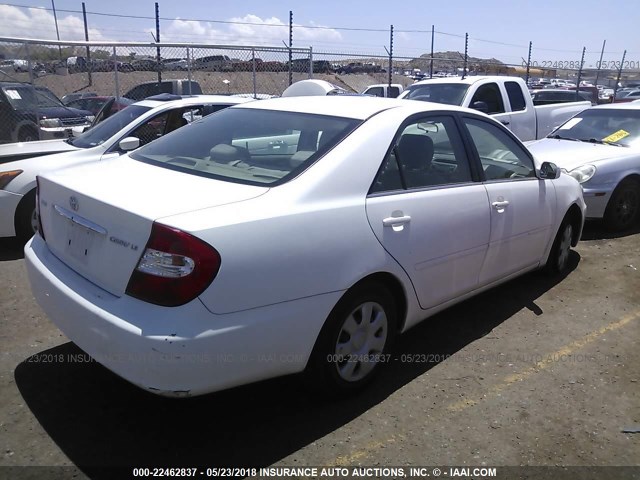 4T1BE32K34U290352 - 2004 TOYOTA CAMRY LE/XLE/SE WHITE photo 4