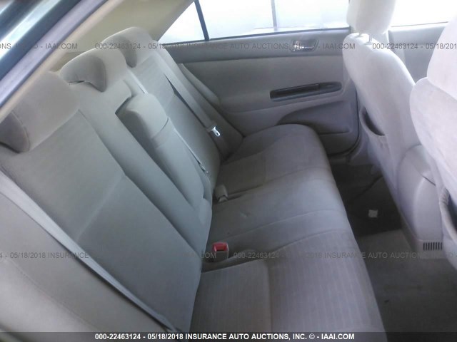 4T1BE32K05U053822 - 2005 TOYOTA CAMRY LE/XLE/SE მწვანე ფოტო 8