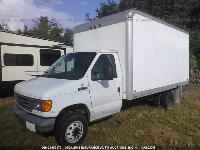 1FDWE35L46HA80487 - 2006 FORD ECONOLINE E350 SUPER DUTY CTWAY VAN WHITE photo 2