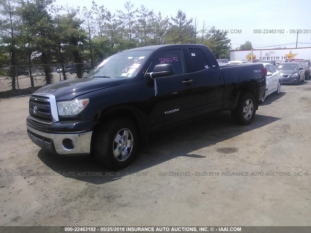 5TFUM5F14BX018725 - 2011 TOYOTA TUNDRA DOUBLE CAB SR5 BLACK photo 2