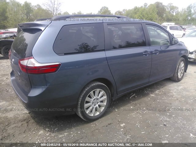 5TDJK3DC5FS108284 - 2015 TOYOTA SIENNA LE BLUE photo 4