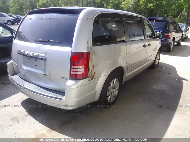 2A8HR44H18R780388 - 2008 CHRYSLER TOWN & COUNTRY LX SILVER photo 4