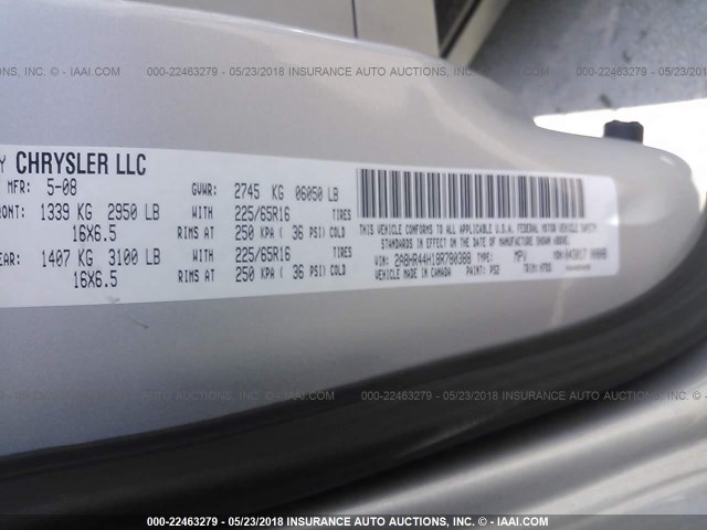 2A8HR44H18R780388 - 2008 CHRYSLER TOWN & COUNTRY LX SILVER photo 9