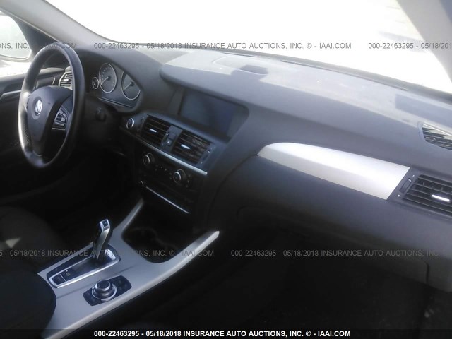 5UXWX5C54CL724169 - 2012 BMW X3 XDRIVE28I WHITE photo 5