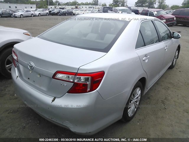 4T4BF1FK3ER360127 - 2014 TOYOTA CAMRY L/SE/LE/XLE SILVER photo 4