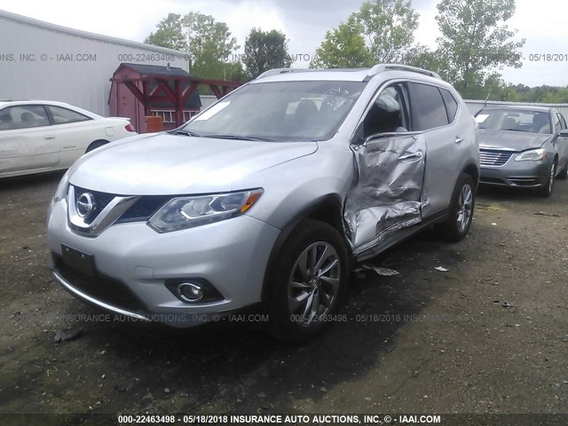 5N1AT2MV4FC797532 - 2015 NISSAN ROGUE S/SL/SV SILVER photo 2