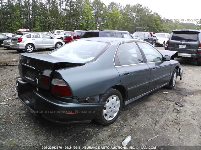 1HGCD5534TA141557 - 1996 HONDA ACCORD LX/EX GREEN photo 4