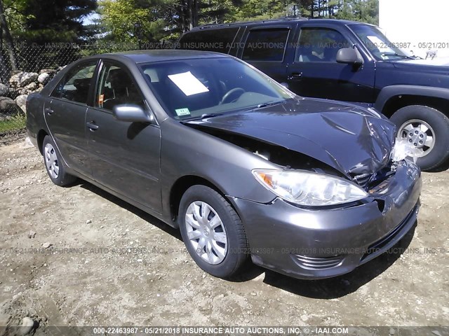 4T1BE32K25U510615 - 2005 TOYOTA CAMRY LE/XLE/SE 灰色 照片 1
