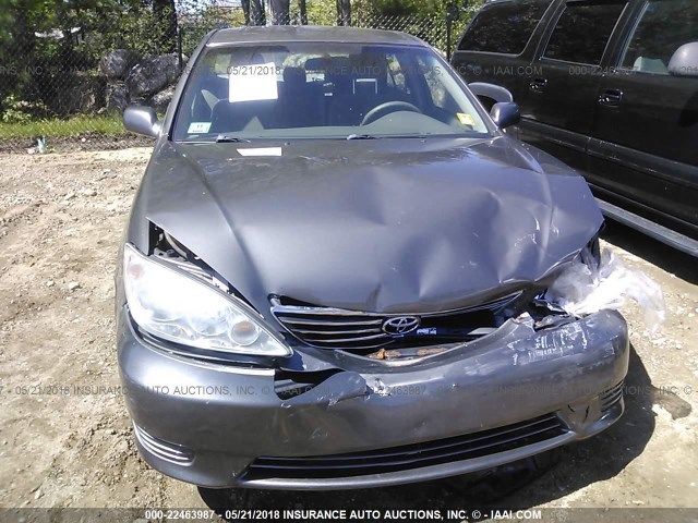 4T1BE32K25U510615 - 2005 TOYOTA CAMRY LE/XLE/SE 灰色 照片 6