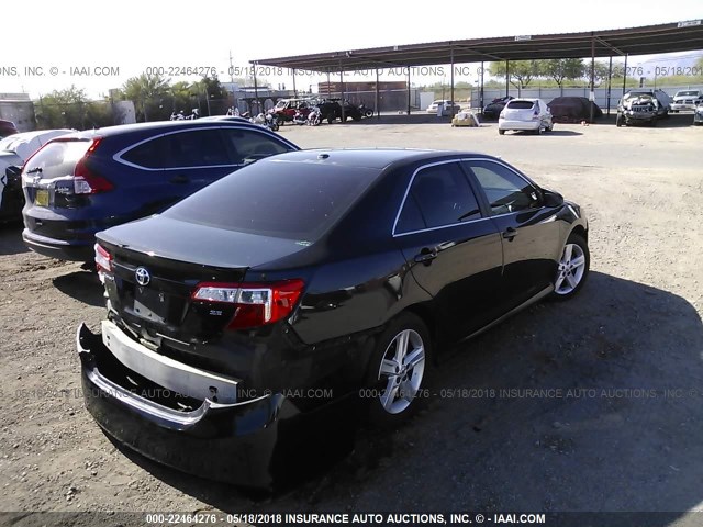 4T1BF1FK7CU059920 - 2012 TOYOTA CAMRY SE/LE/XLE BLACK photo 4