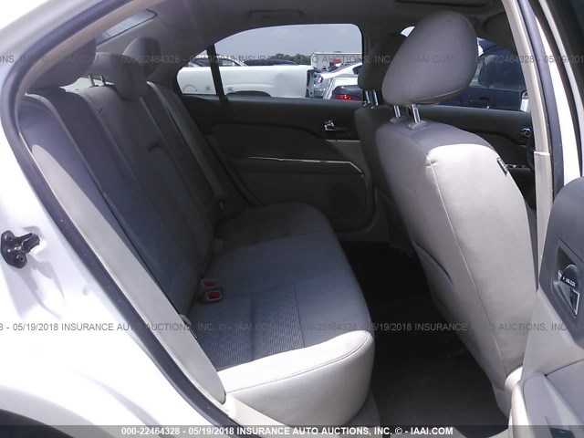 3FAHP0HA8CR115970 - 2012 FORD FUSION SE WHITE photo 8