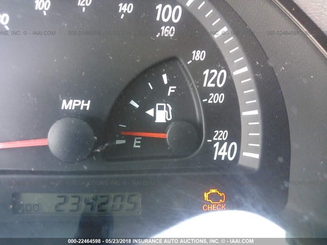 4T1BE30K62U587101 - 2002 TOYOTA CAMRY LE/XLE/SE ვერცხლისფერი ფოტო 7